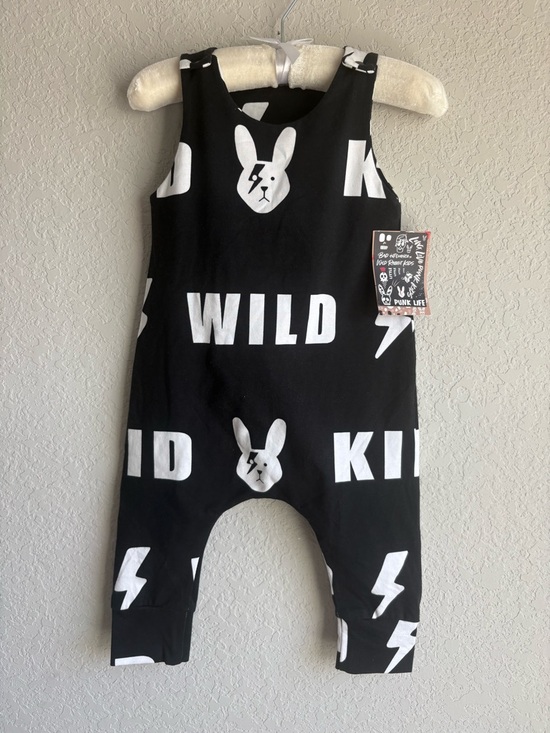 wild rabbits Other - Black 'Wild Kid' Graphic One-Piece Bodysuit for Kids